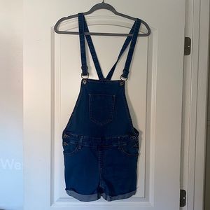 Brand: PAPAYA / Size: LARGE / Overall Denim Shorts